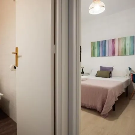Apartment Renovated In De Gracia