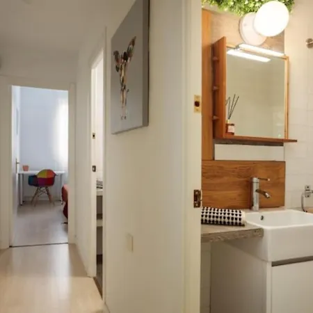 Apartment Renovated In De Gracia *