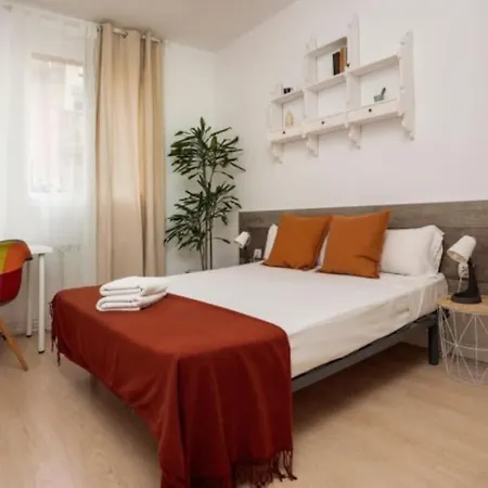 Apartment Renovated In De Gracia