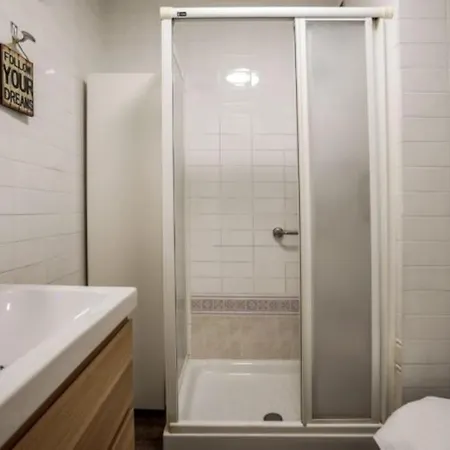 Renovated In De Gracia Барселона